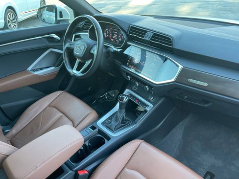 Used 2023 Audi Q3 2.0T Premium w/ Convenience Package image 49