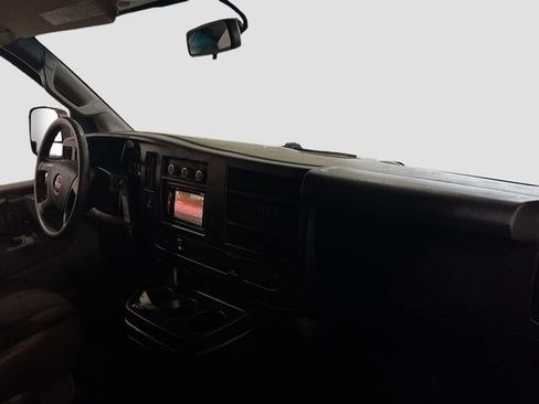 Used 2019 GMC Savana 2500 Work Van w/ Driver Convenience Package image 21