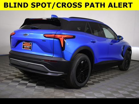 New 2025 Chevrolet Blazer EV LT image 9