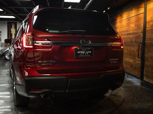Used 2019 Subaru Ascent Touring AWD/4WD image 6