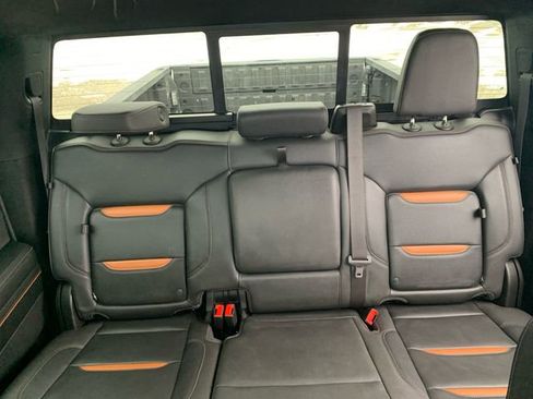 Used 2024 GMC Sierra 2500 AT4 w/ AT4 Premium Plus Package image 38