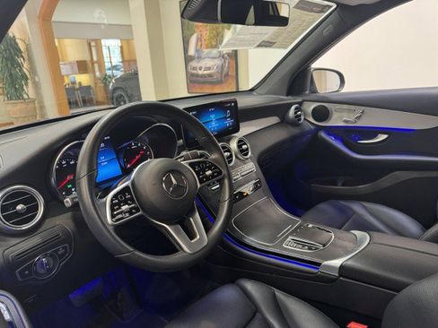 Certified 2022 Mercedes-Benz GLC 300 image 6