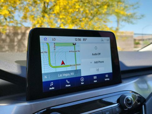 Used 2022 Ford Escape Titanium image 27