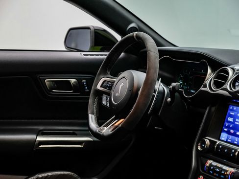 Used 2020 Ford Mustang Shelby GT500 w/ Technology Package image 65