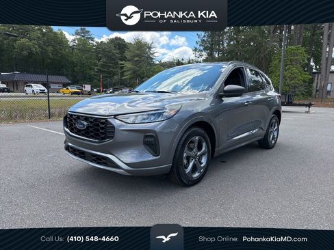 Used 2024 Ford Escape ST-Line w/ Tech Pack #1 FWD image 1
