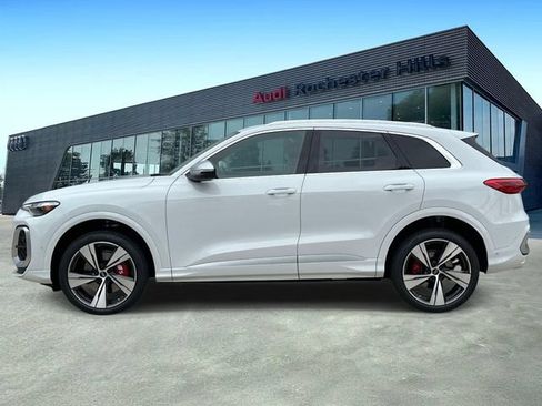 New 2026 Audi SQ5 Premium Plus AWD/4WD image 2
