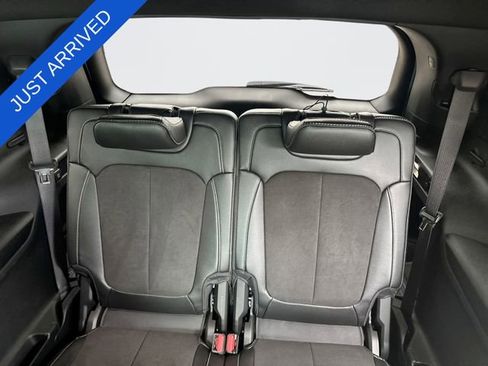 Used 2023 Jeep Grand Cherokee L Laredo AWD/4WD image 23