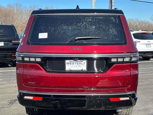 New 2026 Jeep Grand Wagoneer L Summit image 4
