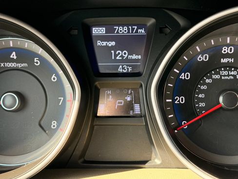 Used 2016 Hyundai Elantra GT FWD image 5