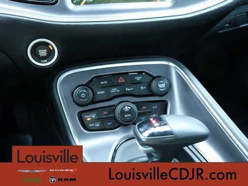 Used 2017 Dodge Challenger R/T Scat Pack RWD image 21