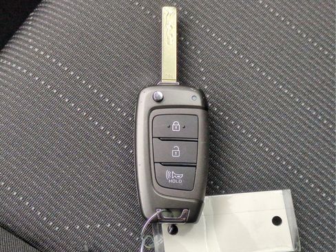 New 2026 Hyundai Venue SE FWD image 30