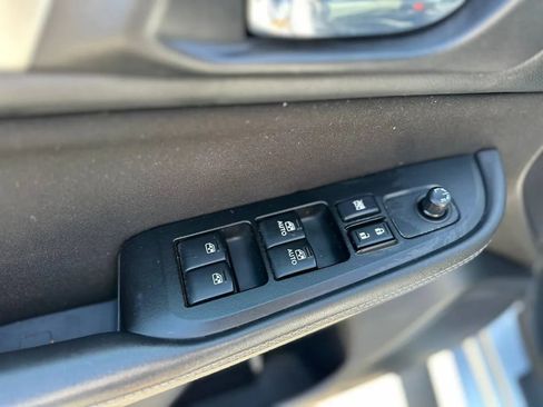 Used 2017 Subaru Legacy 2.5i Premium image 37