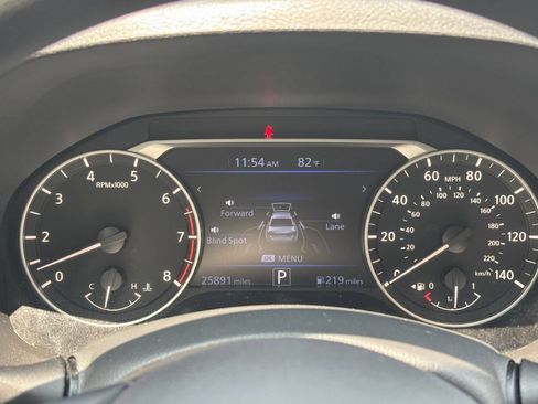 Used 2025 Nissan Altima 2.5 SV FWD image 36