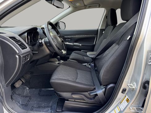 Used 2021 Mitsubishi Outlander Sport SE image 14