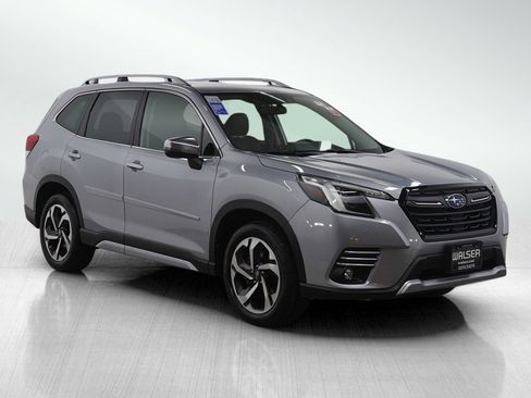 Used 2023 Subaru Forester Touring image 7