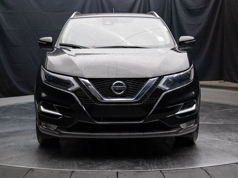 Used 2022 Nissan Rogue Sport SL w/ Premium Package image 4