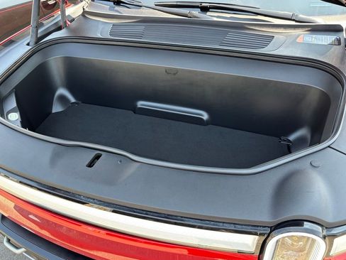 Used 2024 Rivian R1S Adventure image 30