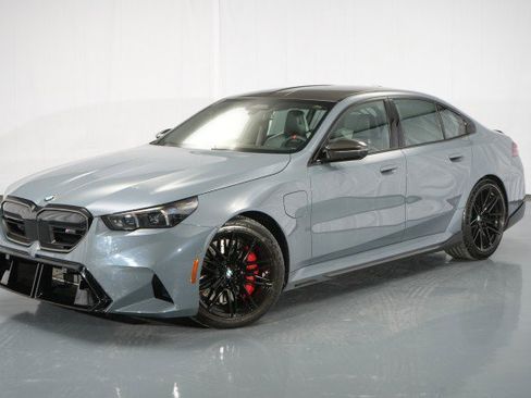 Used 2026 BMW M5 w/ Carbon Package image 1