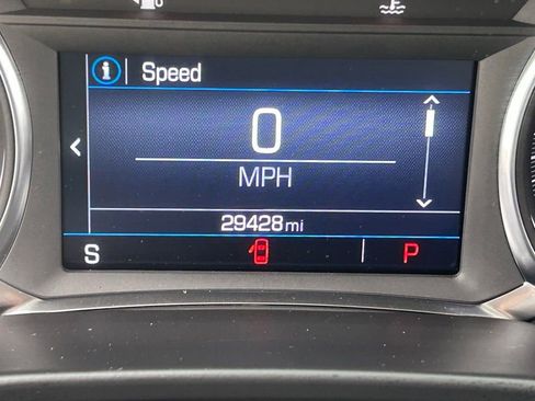 Used 2023 GMC Acadia SLE image 18