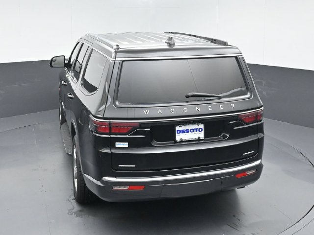 Used 2022 Jeep Wagoneer Series II AWD/4WD image 44