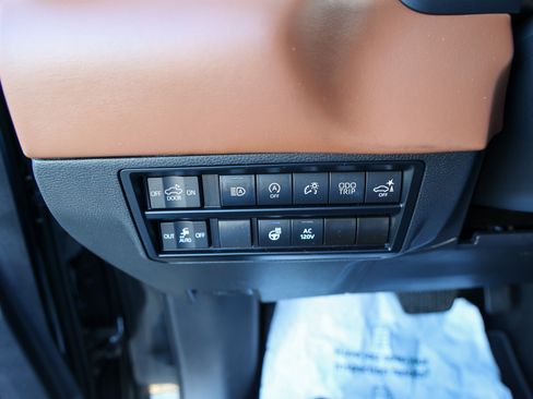 Used 2023 Toyota Tundra 1794 Edition image 18