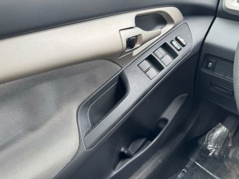 Used 2010 Toyota Matrix FWD image 26