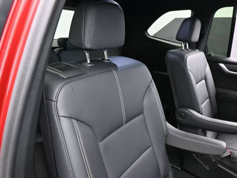 Used 2024 GMC Acadia Elevation w/ Luxury Package FWD image 44