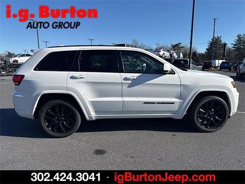 Certified 2020 Jeep Grand Cherokee Altitude image 2