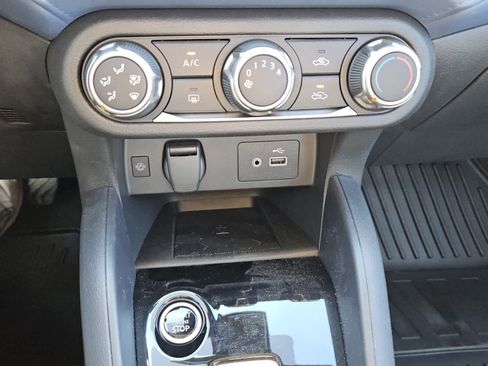 New 2025 Nissan Versa SV w/ Trunk Package image 10