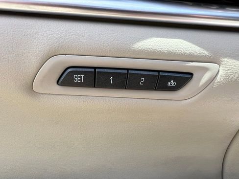 Used 2013 Cadillac XTS Luxury w/ Driver Awareness Package FWD image 28