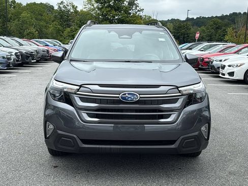 Certified 2025 Subaru Forester Premium AWD/4WD image 2