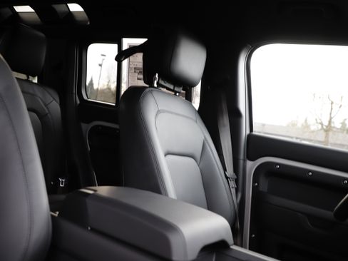 New 2026 Land Rover Defender 110 S image 12