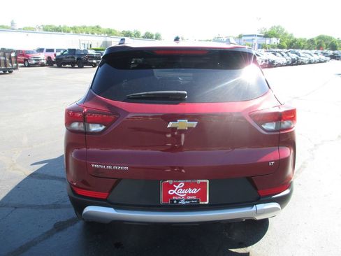 Used 2023 Chevrolet TrailBlazer LT w/ Convenience Package FWD image 6