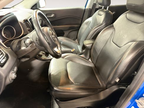 Used 2019 Jeep Compass Limited image 9