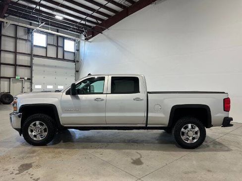 Used 2015 Chevrolet Silverado 2500 LTZ image 10