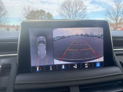 Used 2021 Chevrolet Tahoe Z71 w/ Z71 Off-Road Package image 37