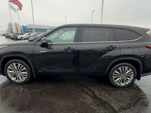 Used 2021 Toyota Highlander Platinum AWD/4WD image 5