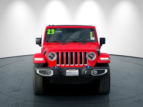 Used 2023 Jeep Wrangler Unlimited Sahara w/ Cold Weather Group image 9