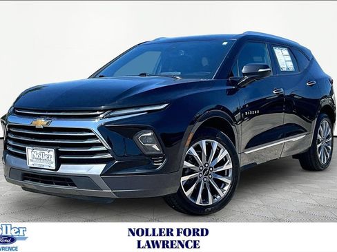 Used 2024 Chevrolet Blazer Premier AWD/4WD image 1