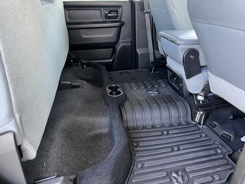 Used 2018 RAM 2500 Tradesman w/ Chrome Appearance Group AWD/4WD image 19