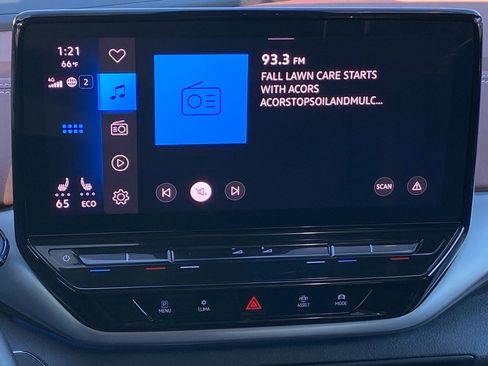 Used 2021 Volkswagen ID.4 Pro S w/ Gradient Package image 9