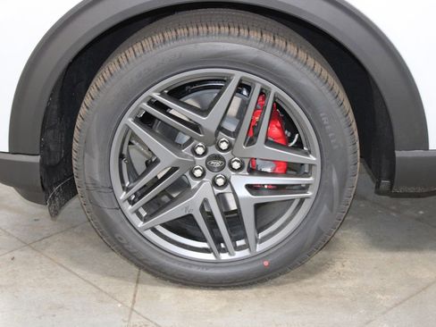 New 2026 Ford Explorer ST image 20