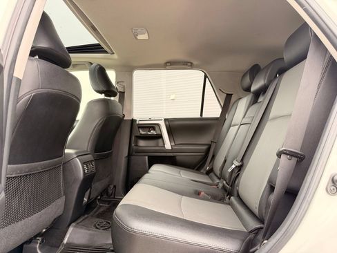 Used 2023 Toyota 4Runner SR5 Premium w/ Moonroof Package AWD/4WD image 21