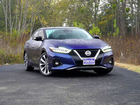 Used 2021 Nissan Maxima Platinum w/ Sport Mat Group image 2