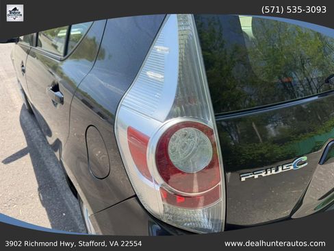 Used 2014 Toyota Prius C Two FWD image 11