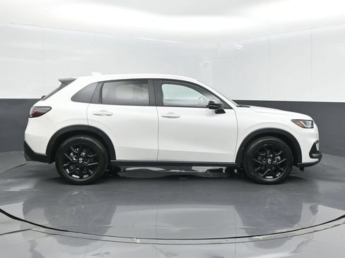 Certified 2024 Honda HR-V Sport image 5