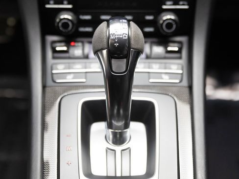 Used 2018 Porsche 911 GT2 RS RWD image 93