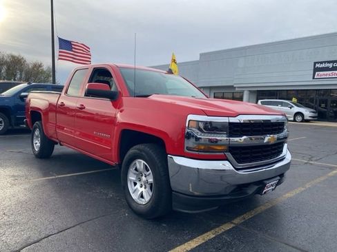 Used 2019 Chevrolet Silverado 1500 LT image 2