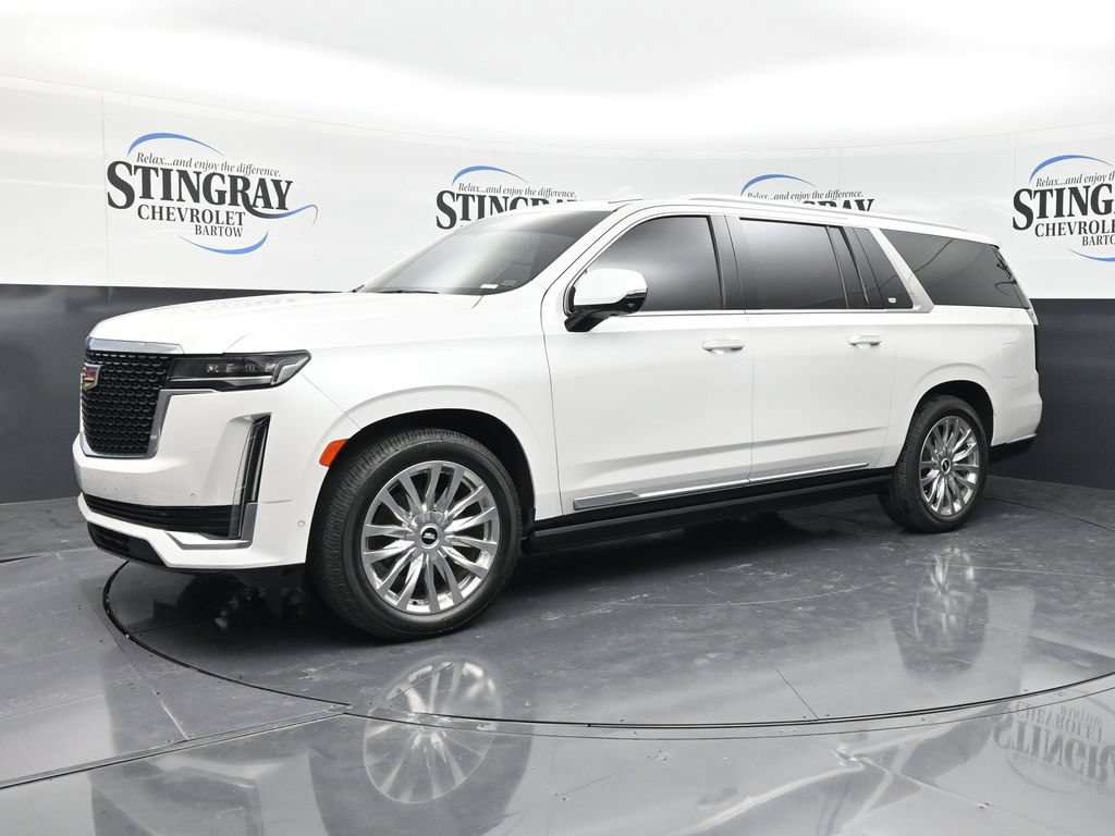 Used 2022 Cadillac Escalade ESV Premium Luxury w/ Performance Package AWD/4WD image 4