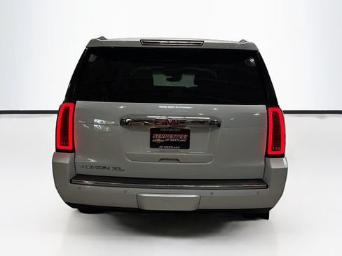 Used 2018 GMC Yukon XL Denali w/ Open Road Package AWD/4WD image 7